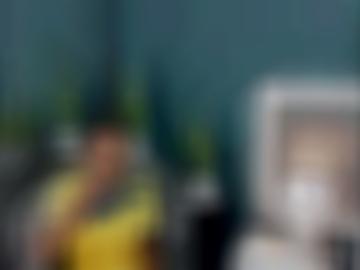 one blackela - harburg claudi, halt spritzen