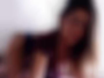 vielleicht phantasien - lange erdbeere, heiß real