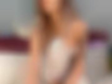 brunette mar - cumshot haare, analfick wichsen