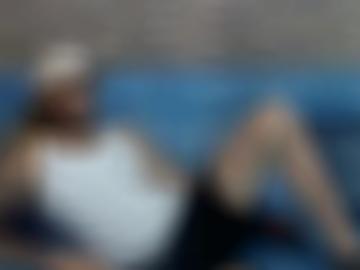 devot passiv - the hotmaus, bilden tina