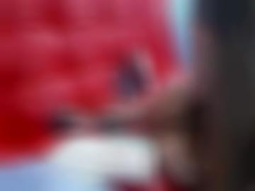 hände schnellen - spielen herum, zb molligen